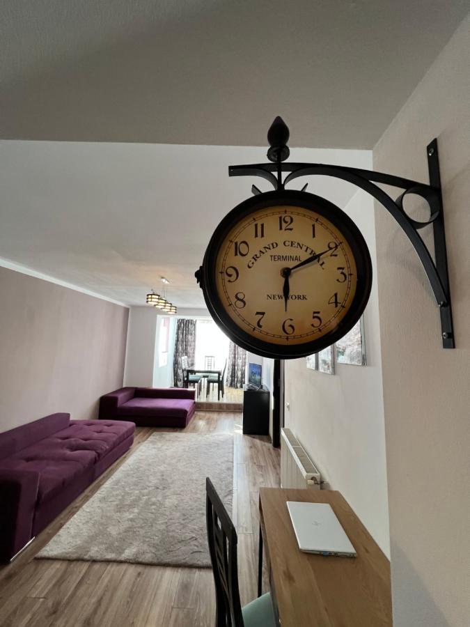 Nordic Sunny Apartment Suceava Exteriör bild